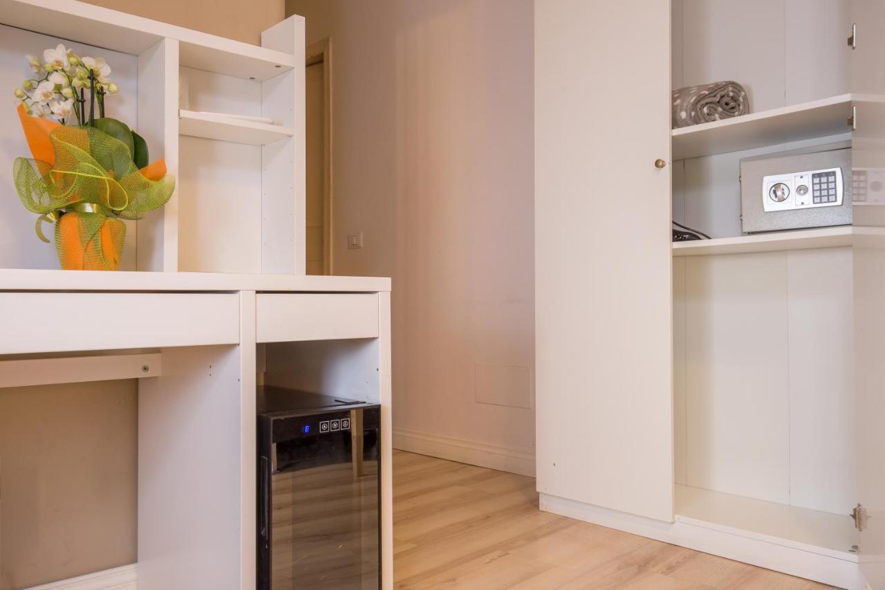 Quadruple Room with Private Bathroom